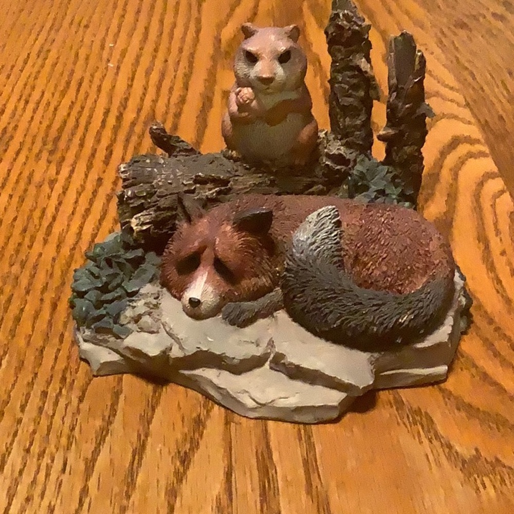 Sculpture by “ Lou Rankin Special Edition Collectibles no 0267 in série